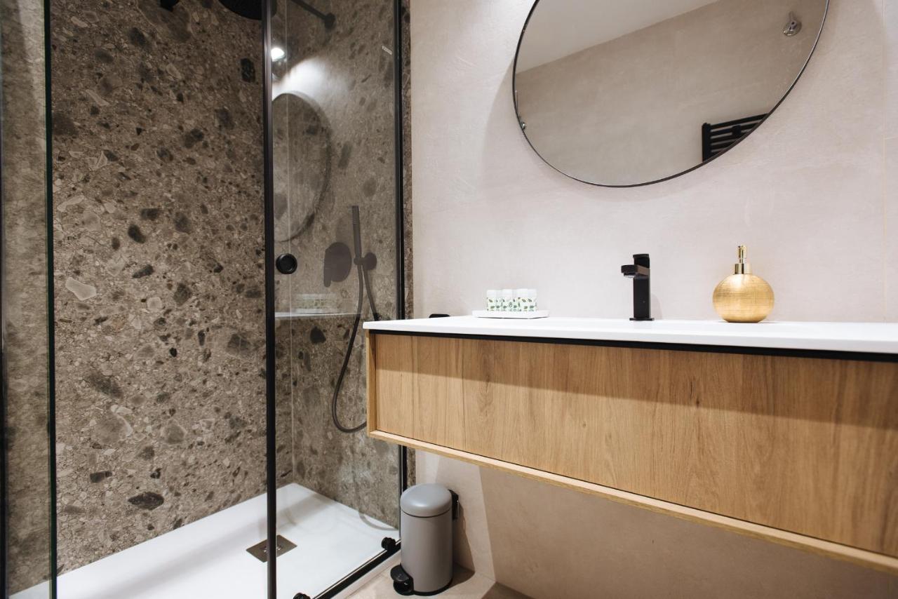 R26 Suites Sevilla חדר תמונה